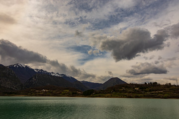 Castel San Vincenzo, Isernia, Molise. Il lago 