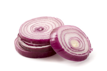 Geschnittene rote Zwiebeln