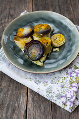 Baked leek and red onions