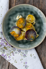 Baked leek and red onions