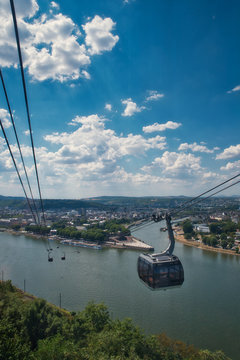 Seilbahn Blick auf den Rhein und Koblenz Rheinland Pfalz