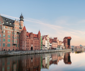 Fototapeta premium Morning at the Gdansk old town riverside