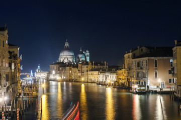 Obraz na płótnie Canvas Night view of the Grand Canal and Basilica Santa Maria Della Salute