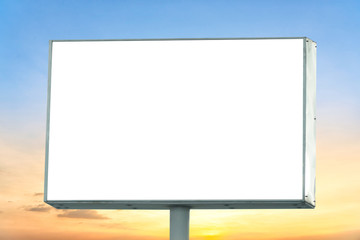 Obraz premium Billboard - Large Blank Billboard with empty screen and beautiful cloudy sky for outdoor advertising poster,Copy space banner ready for your advertisement design or mock up text.Business Concept.
