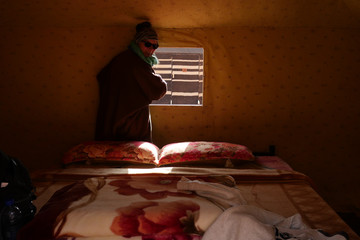 Frau im Beduinencamp im Wadi Rum 