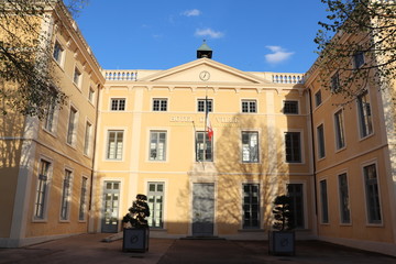 MAIRIE DE SAINT SYMPHORIEN D'OZON - RHONE - HOTEL DE VILLE