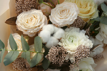 delicate and exquisite bouquet of flowers