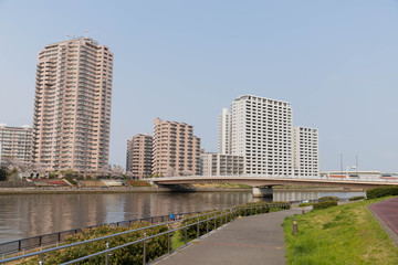 Fototapeta premium 東京のマンション街