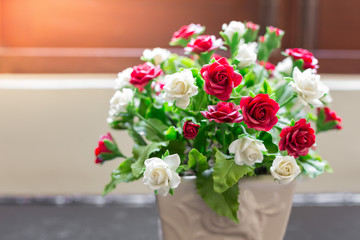 Bouquet of roses in small vases