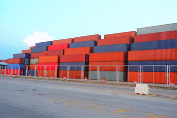 Fototapeta premium Industrial packing yard for import-export business