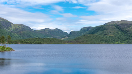Fototapeta na wymiar valley of the lake