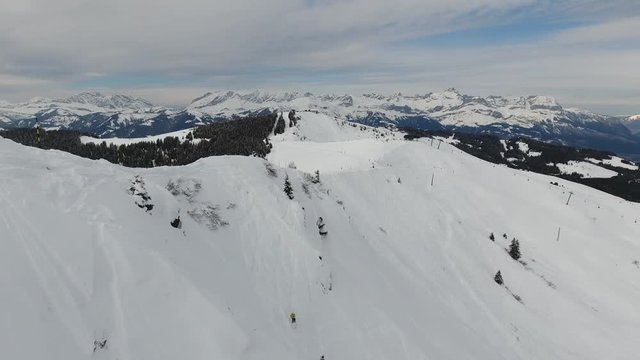La station de ski de Saint Gervais Les Bains, vue par drone