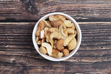 A bowl with cashew nuts	