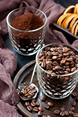 Roasted coffee beans and ground coffee