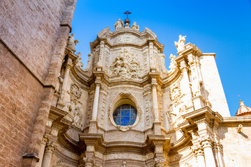 Fototapeta na wymiar The iron doors of the Saint Mary's Cathedral in Valencia, Spain.