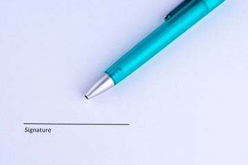 Vertrag und Unterschrift