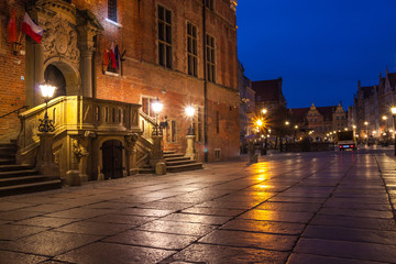 Fototapeta na wymiar Architecture of the Long Lane in Gdansk at night.