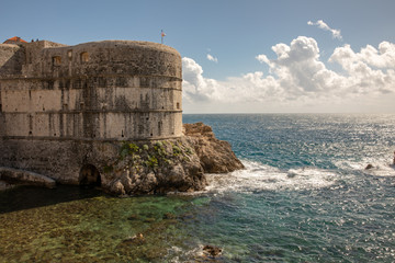 Fototapeta na wymiar Pile Bay and the wall of Dubrovnik old town in Croatia
