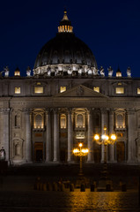 Fototapeta na wymiar Night view of the road to the Vatican