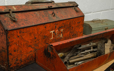 vintage tool box