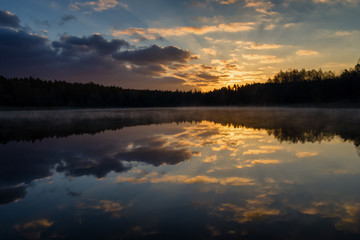 Fototapeta premium Zalew Czapielówka w Czarnej Białostockiej