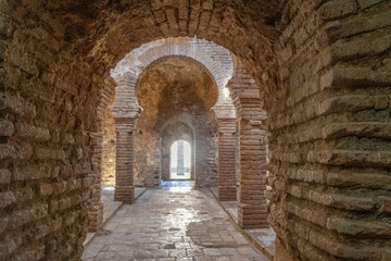 Fototapeta na wymiar Village de Ronda - monuments - bains arabes