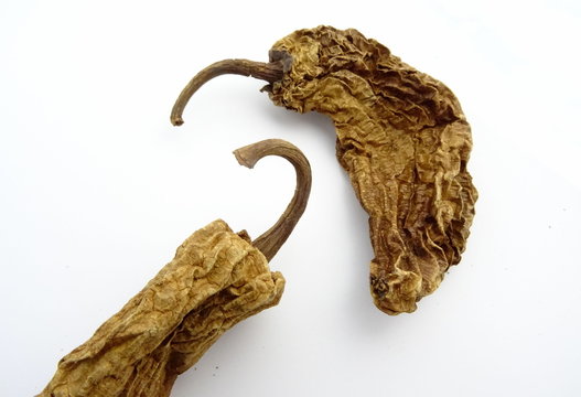 Chipotle chilies (dried and smoked jalape&ntilde;o) of the meco variety