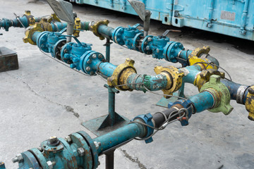 Piping control oil and gas