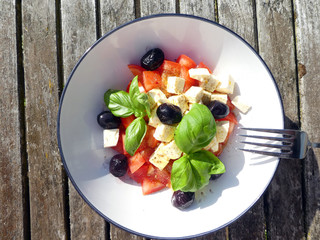 Tomaten Schafskäse Salat