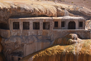 tombs of kings in petra