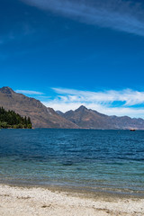 ニュージーランドのワカティプ湖