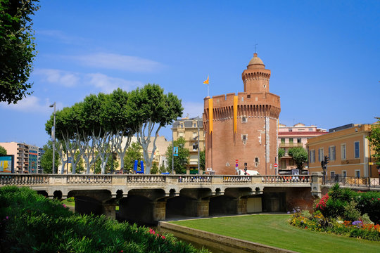 View to the Canal and Castle of Perpignan in springtime. Pyrenees-Orientales, France