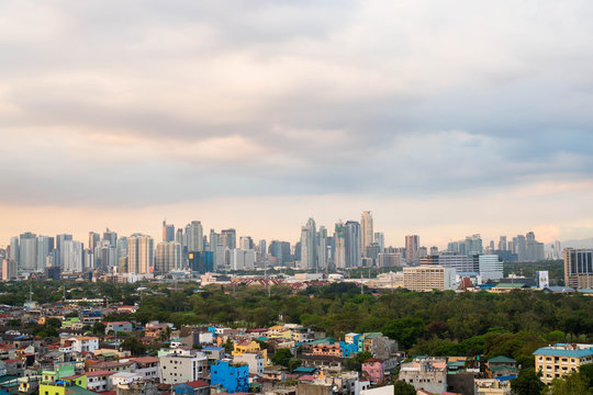 the rich and the poor properties in the Philippines