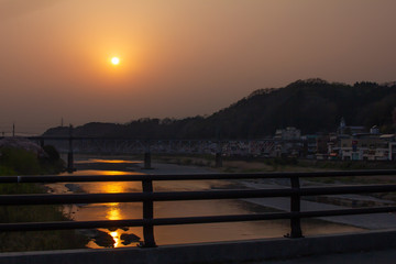 Obraz premium 奈良県吉野川の夕暮れと空