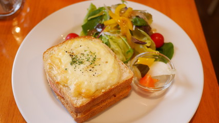 カフェモーニング