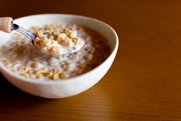 朝食のグラノーラ