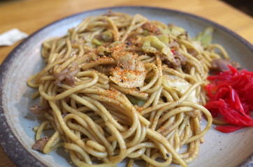 日本の岡山のひるぜん焼そば