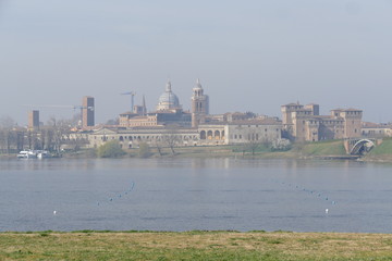 Naklejka premium Mantova skyline from the end of St. George bridge