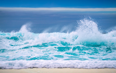 Fototapeta premium Big breaking Ocean wave