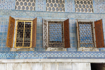 Beautiful decoration on the Topkapi Palace, Istanbul, Turkey. © Toniflap