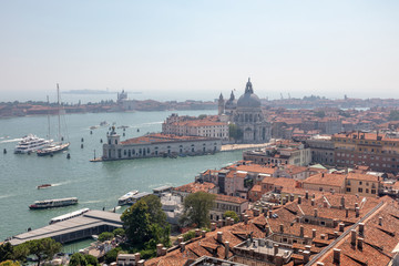 Fototapeta na wymiar Panoramic view of Venice city and Basilica di Santa Maria della Salute