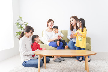ママ友と子供たち
