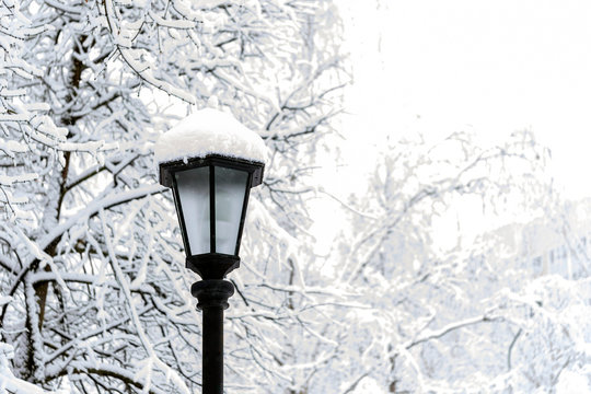 Lamp Post Winter Images – Browse 35,706 Stock Photos, Vectors, and Video |  Adobe Stock