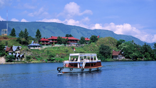tobasee in sumatra
