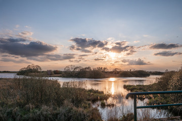 Obraz premium sunset over lake