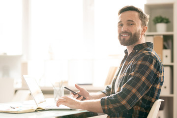 Working routine in office