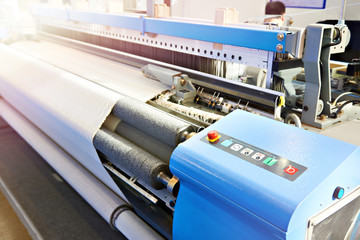 High speed air-jet loom