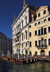 Fototapeta na wymiar Historical Palazzos in Venice, Italy