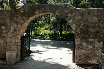 Fototapeta na wymiar Alamo Entrance