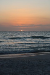 Obraz premium sunset over the sea
